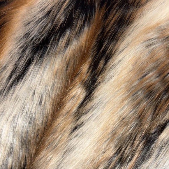 Vintage Boutique Multi-Tone Faux Fur Plush Coat - Picture 3 of 6